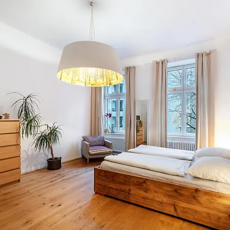 Schoene Dreizimmerwohnung Apartment Berlin
